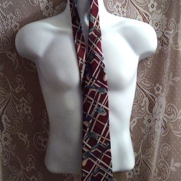 Stafford Golf Clubs Neck Tie Green Blue and Tan on Burgundy Background‎ - Picture 1 of 3